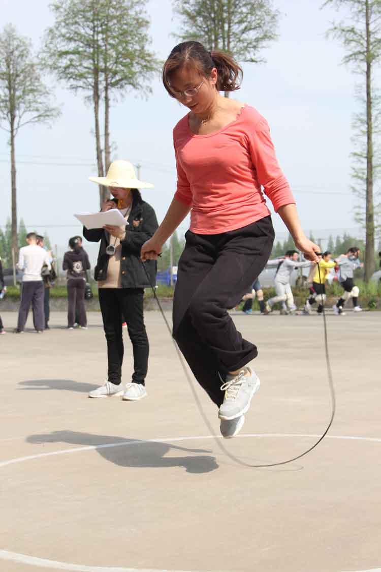 华体会(中国)员工积极参加院趣味运动会