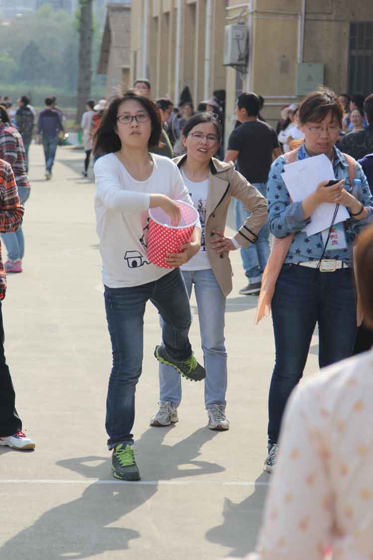 华体会(中国)员工积极参加院趣味运动会